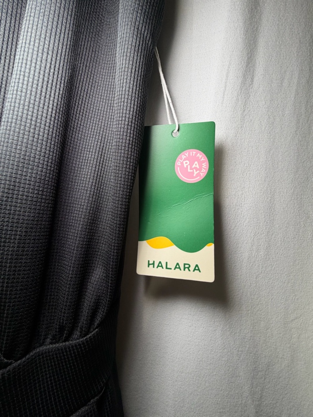 HALARA Black Cap Sleeve Jumpsuit NWT Chic Trendy Classic Sexy - Picture 5 of 6